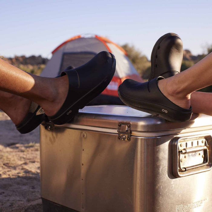 The Importance of Rest Days in Your Pre-Marathon Training Schedule (and Why OOFOS Recovery Footwear Can Help)
